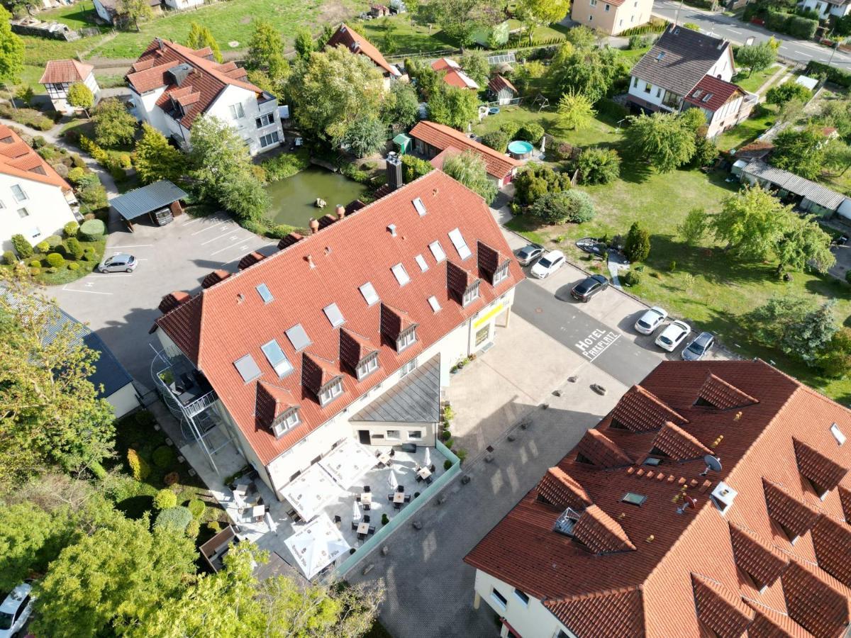 Hotel & Restaurant Zum Hirsch Romhild Exteriör bild